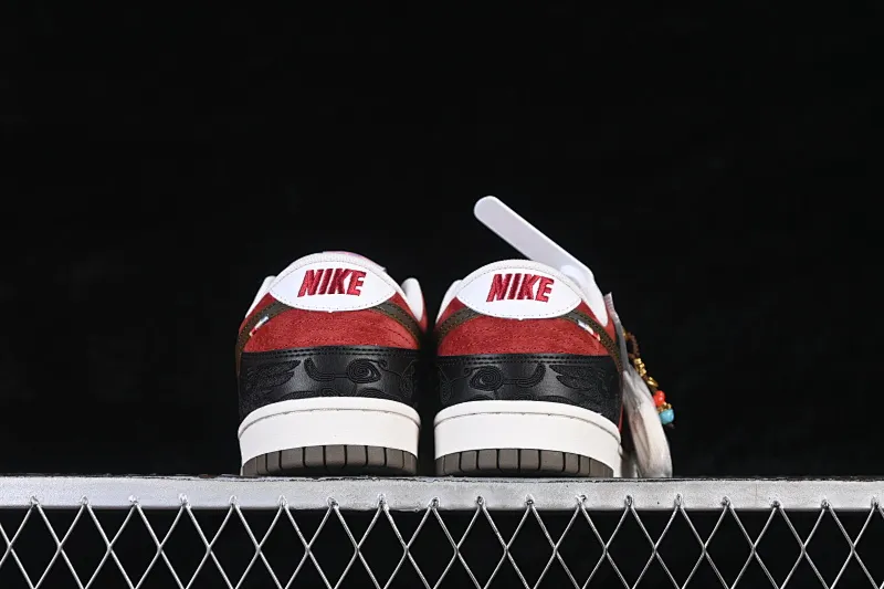 All categories Nk SB Dunk series Nk SB Dunk Low low-top sneakers Nike SB Dunk Low Year of the Horse limited low-top casual sneakers IQ1118-220